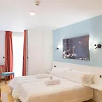 Stellae Luscofusco Hostel *