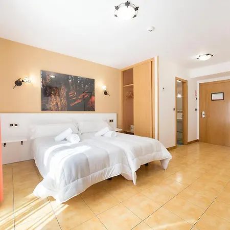 Stellae Luscofusco Σαντιάγο ντε Κομποστέλα