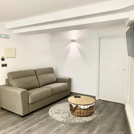 Stellae Luscofusco Σαντιάγο ντε Κομποστέλα