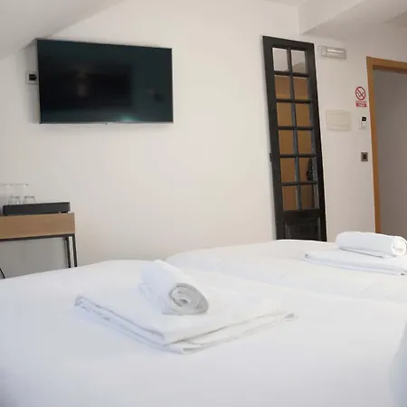 Stellae Luscofusco Hostel *